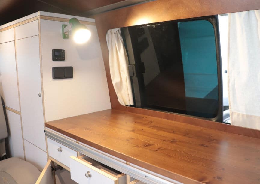Camperizar furgo VW ventanas